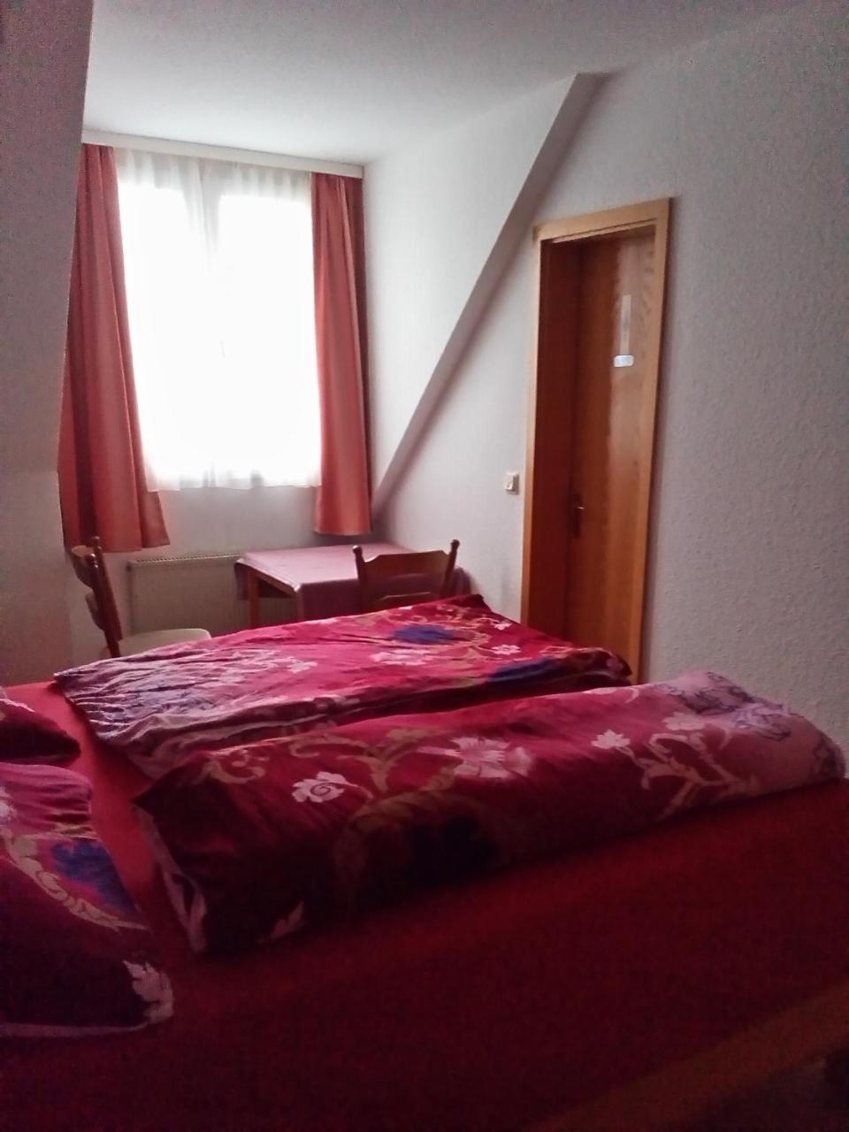 Monteurhotel Garni Alter Olper Hof Lindlar Exterior foto